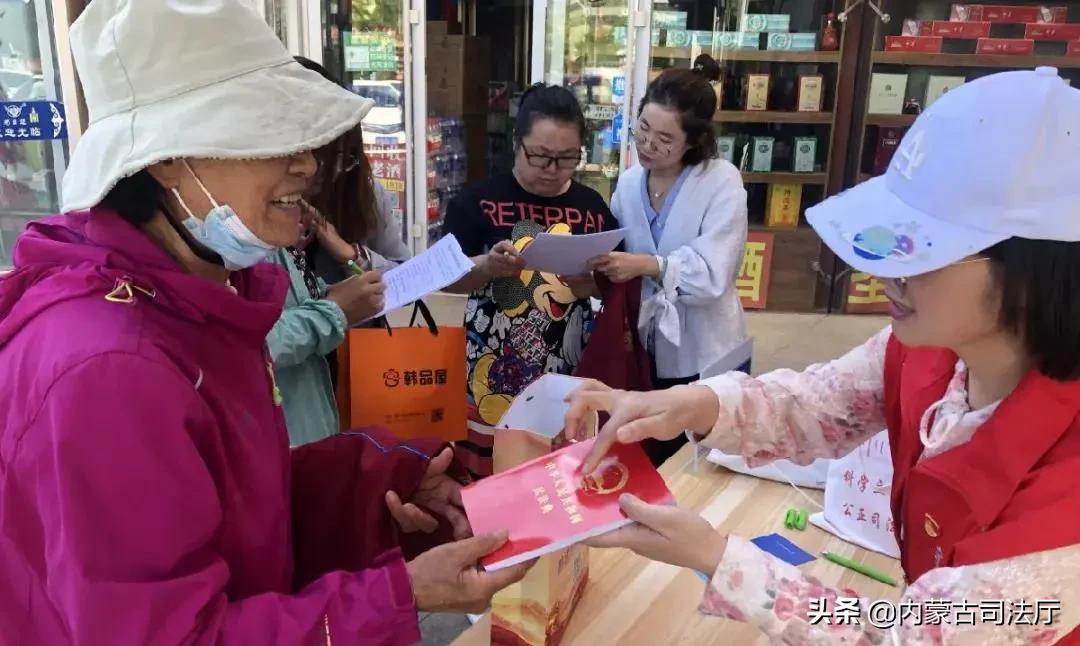 平步青云打一个生肖，详细解答、时代解答解释落实